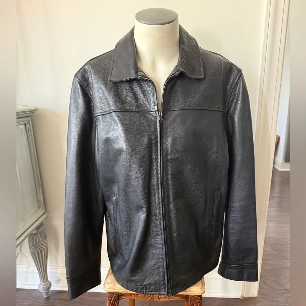 VTG! BANANA REPUBLIC Leather Jacket Size XL